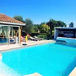 Ocean Cosy Bordeaux Saint Emilion Bed & Breakfast 4*